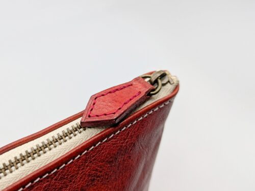 【革製品のOEM】シュリンクレザーを使用したポーチ