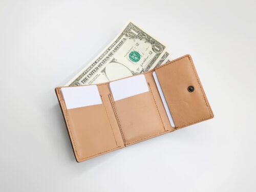 【革製品のOEM】織物 革 三つ折り財布